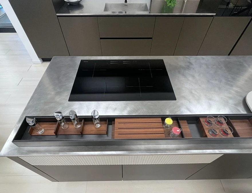 Cucina con isola Time Asia di Arredo3