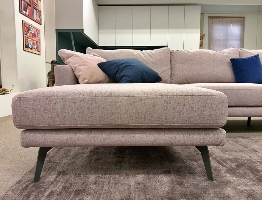 Divano Chaise-longue Philip.77 di Doimo Salotti